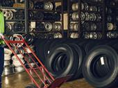booming trailer battery accessories