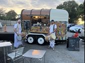 established vintage horsebox crêpe