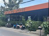 established 18-corner food court
