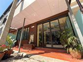16 room hotel business