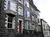 eight-bedroom holiday let b&