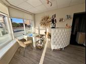 beauty salon for sale