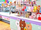 popular themed cafe ice