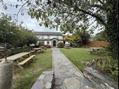 well-known countryside freehouse set