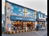 established well-known restaurant business