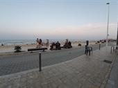spectacular seafront restaurant la