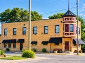 historic restaurant bar downtown