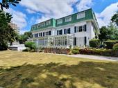 high-quality 32-bedroom wedding conference